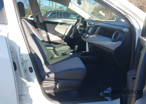 2015 Toyota Rav4 Le z USA, uszkodzony, nr VIN 2T3ZFREV9FW134962